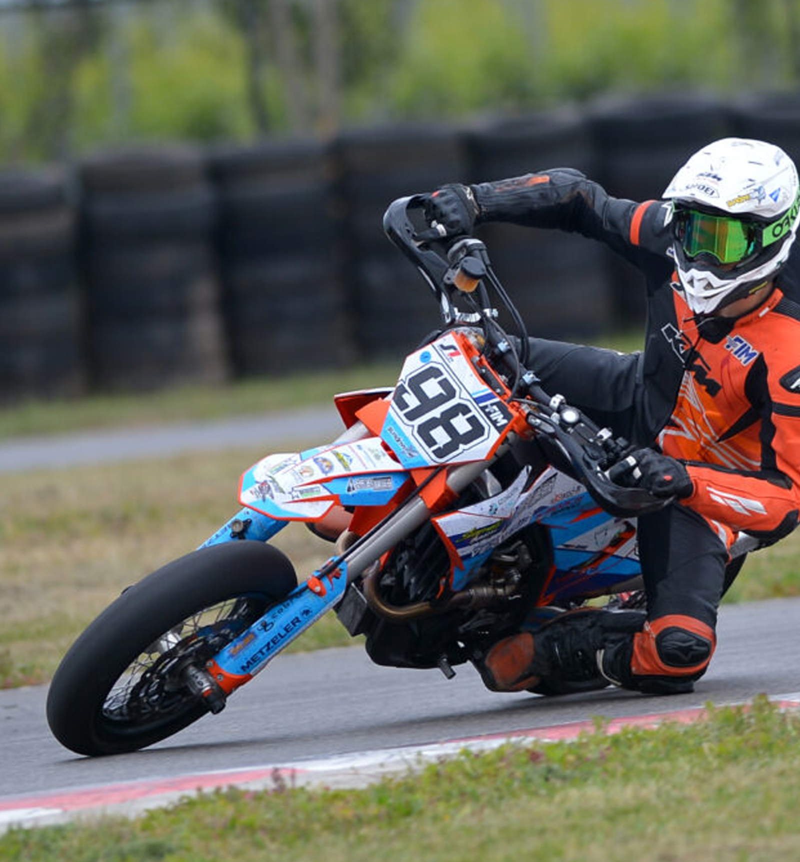 Dedicated SuperMoto Specialist Drivetrain and Component Groupsets