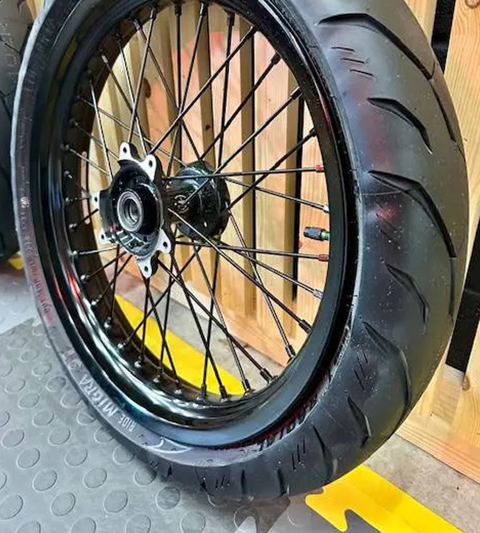 10060 12 is a popular option for smaller SuperMoto Electric Kids Dirt Bikes